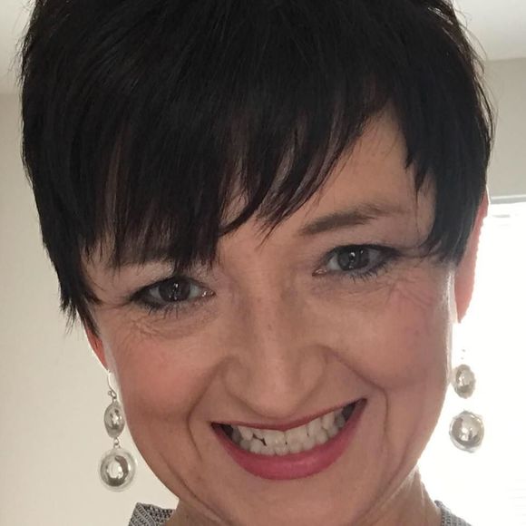 Meet your Posher, Tracy - Picture 1 of 1